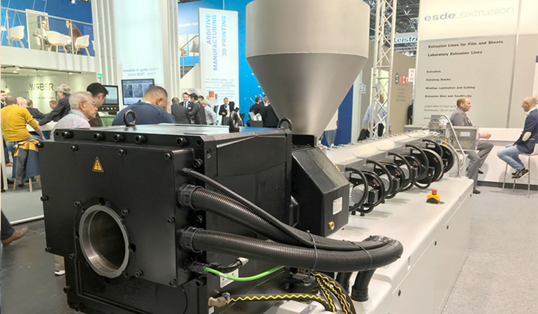 KNÖDLER extruder gearbox was displayed at 2019 K-SHOW