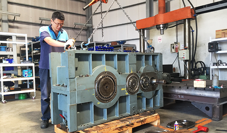 The purchase of the new hydraulic press in 2018, Building an Asian repair center